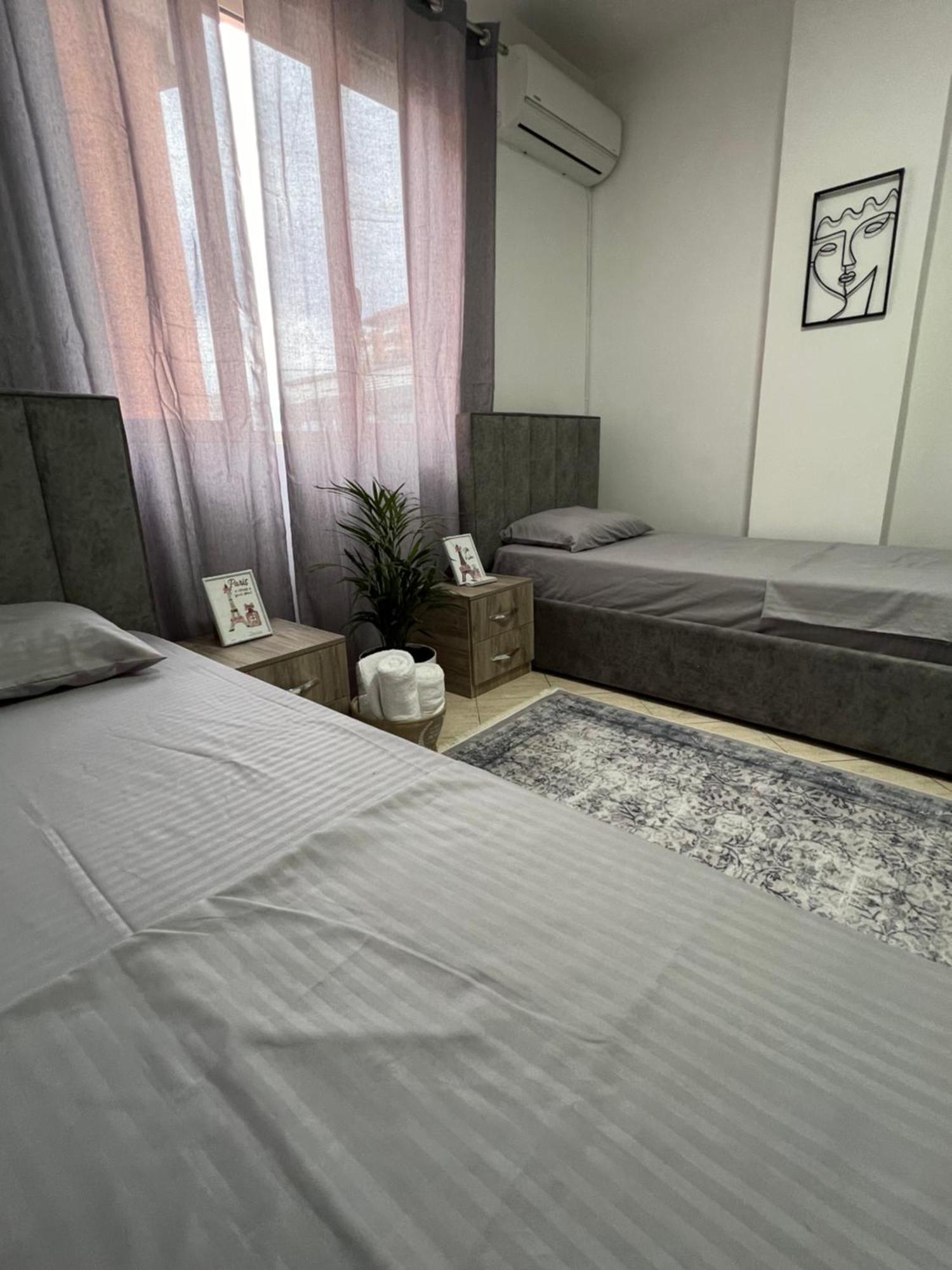 Hostel By Fenix Tirana Exteriér fotografie